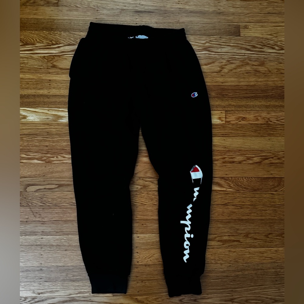 Champion Cuffed Sweatpants Black - Size Medium